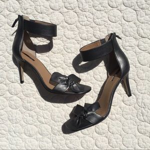 Tahari Cello Heels